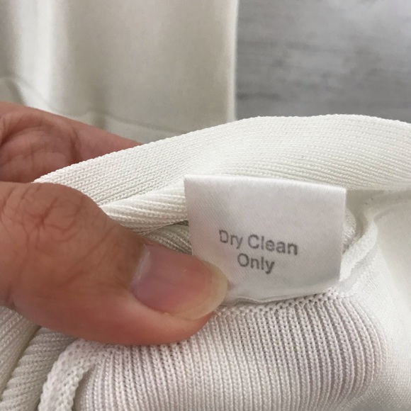 White Ribbed Knit Cut Out Sleeveless Flare Dress - Picture 4 of 5